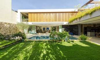 Imagem 7: Casa com arquitetura contemporanea no Chácara das