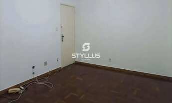 Imagem 2: Apartamento Arejado com Vista Livre e Próximo a Comércio e Transporte! M69N