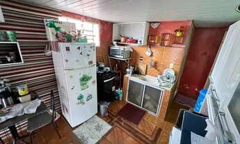 Imagem 3: Casa no Nova Cidade 03 Qts varanda coberta, quintal, corredor lateral/ 02 Vagas