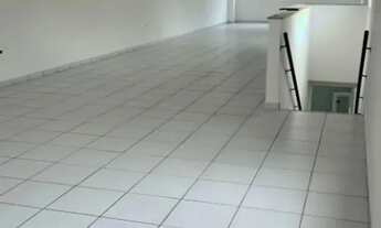 Imagem 5: Excelente Ponto Comercial, com cômodos amplos, ventilados e Avenida principal