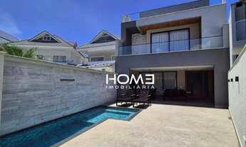 Imagem: Casa Contemporânea Tríplex Porteira Fechada