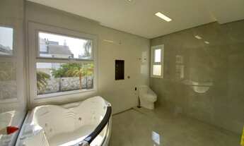 Imagem 3: FLORIANóPOLIS - Casa Padrão - Jurerê Internacional