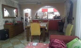 Imagem 2: Casa ampla Casa com 3 dormitórios