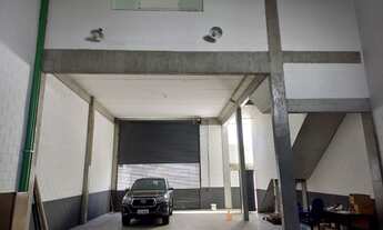 Imagem 3: Galpão/Depósito/Armazém p/ aluguel e venda possui 280 m2, sendo 200 m2 de Galpão na Vila J