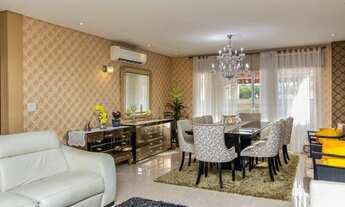 Imagem 5: Casa de condomínio para venda possui 450 metros quadrados com 4 quartos