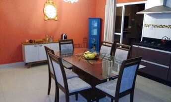 Imagem 5: Casa Sobrado - Jacareí - Villa Branca - 2 Dormitórios - 175m² - Lazer com piscina e churra