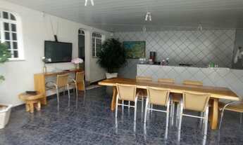 Imagem 2: Casa Sobrado à venda no Bairro Brasil, 250m2, 3 quartos, 3 vagas de garagem em Uberlândia