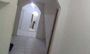 Imagem 7: Duas casas de 1/4 sala cozinha banheiro área de serviço varanda 650,00 armação