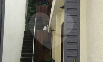 Imagem 2: Casa de vila sobrado para venda com 162 metros quadrados com 2 quartos