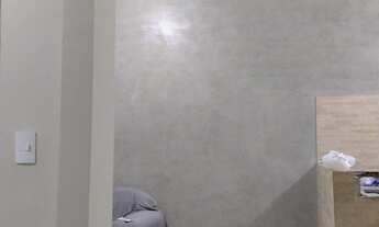 Imagem 6: Casa no céu azul