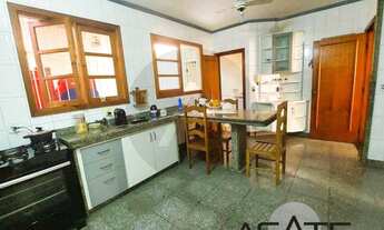 Imagem 6: Imobiliária Agatê Imóveis vende Casa Triplex de 331 m² - Piratininga - Niterói por R1.180