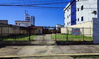 Imagem: Casa com terreno comercial