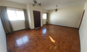 Imagem: Casa bem localizada em Botucatu