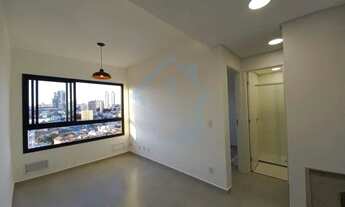 Imagem: More em uma rua tranquila bem próximo