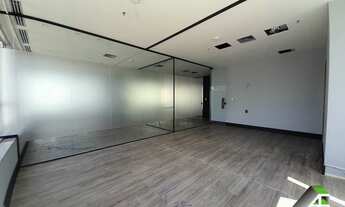 Imagem 3: OPORTUNIDADE: Amplo ESCRITÓRIO de 436m2 com divisórias disponível para LOCAÇÃO na Zona Sul