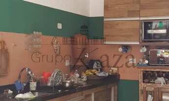 Imagem 2: Casa - Bosque dos Eucaliptos - 3 Dormitórios - 250m²