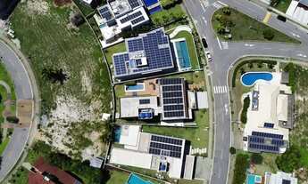 Imagem 3: Casa com 700m2 no condomínio Laguna