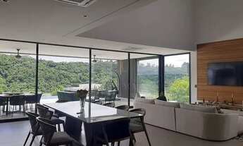 Imagem 3: Casa para venda com vista para reserva e um designer exclusivo e moderno