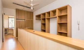 Imagem: Loja com 3 Dormitorio(s) localizado(a) no