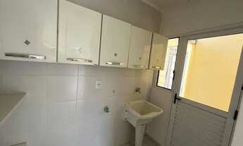 Imagem 7: Casa de condomínio sobrado para aluguel possui 137 metros quadrados com 3 quartos