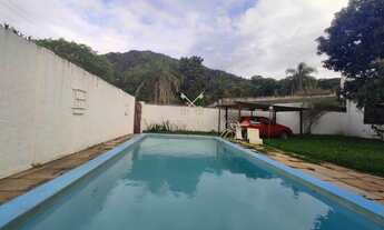 Imagem: CASA 04 QUARTOS GARAGEM LOCALIZADA UMA QUADRA