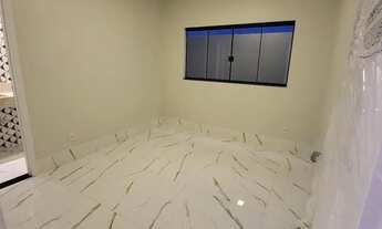 Imagem 3: Linda casa, pé direito duplo, Paisagismo, piscina, churrasqueira