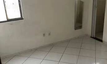 Imagem 6: Aluga-se Casa Espaçosa na Liberdade ao Lado da Loja MAX CALÇADOS .