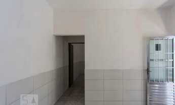 Imagem 2: Casa para Aluguel - Santa Maria, 1 Quarto, 50 m2