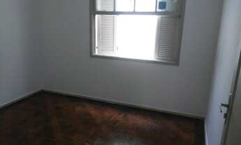 Imagem 6: Apartamento 02 dormitórios na Av. Cristovão Colombo, prédio com elevador