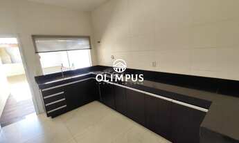 Imagem 6: Ótima casa em ótima localização com 220m² disponível para locação - Uberlândia/MG