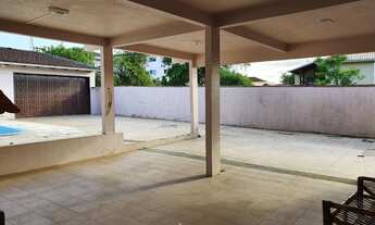 Imagem 6: Casa Térrea com Piscina, Suíte + 3 quartos, super bem localizada no Saguaçu, também uso CO