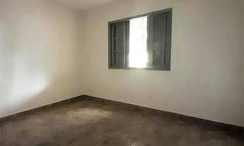 Imagem 7: Alugue já uma casa com 2 dormitórios, 1 suíte e vaga coberta!