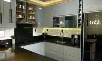 Imagem 4: Luxuoso Sobrado com Piscina Aquecida no Vitória Vale