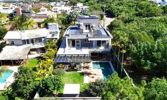 Imagem: Casa Moderna em Condomínio Exclusivo!