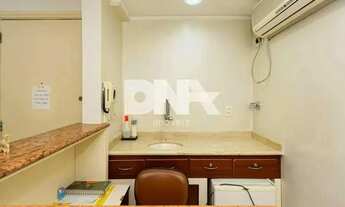 Imagem 4: Excelente sala comercial onde funciona um consultorio dermatológico reformado porteira fec