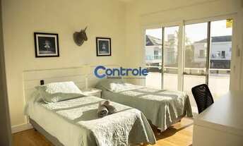 Imagem 4: Imóvel para venda tem 436 metros quadrados com 5 quartos