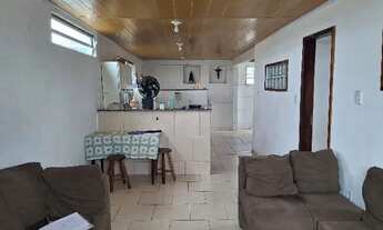 Imagem: PC953 Casa tipo Apto com 2 Quartos, no Bairro