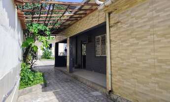 Imagem: 3 casas pelo preço de uma! Oportunidade