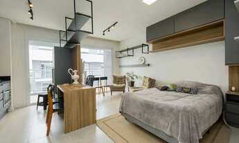 Imagem 2: Loft mobiliado disponível para locação no Studio Xavante, com vaga de garagem coberta e to