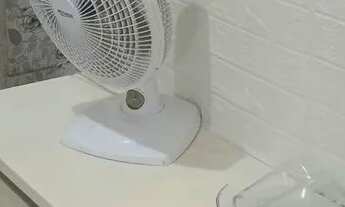 Imagem 3: Kitnet pequeno mobiliado 750 água luz e Internet já incluídos nesse valor