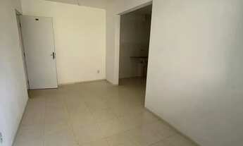 Imagem 5: Imóvel para venda com 42 metros quadrados com 2 quartos em Trobogy - Salvador - BA