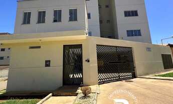 Imagem: Alugo Apartamento com 2 quartos. Edifício