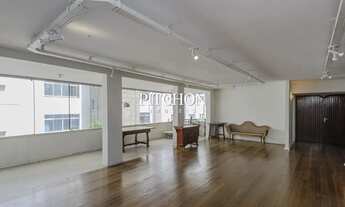 Imagem: Amplo apartamento de 360 m² com 4 quartos