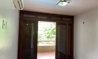 Imagem 2: Aluga ampla Casa no Calhau, Praça João M. 04 quartos