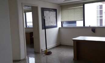 Imagem 2: Sala/Conjunto para aluguel possui 42 metros quadrados com 2 quartos em Consolação - São Pa