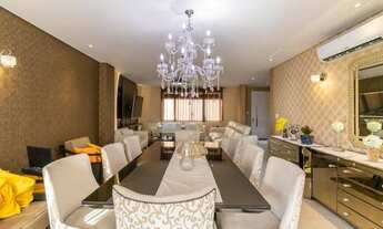 Imagem 6: Casa de condomínio para venda possui 450 metros quadrados com 4 quartos