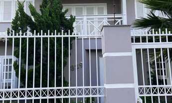 Imagem 4: Casa com 268 m privativos, 3 dorm, suite, piscina, coz americana, living 3 ambientes, R$ 8