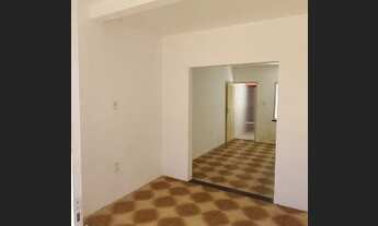 Imagem 2: Alugo kitnet Casa com 1 dormitório