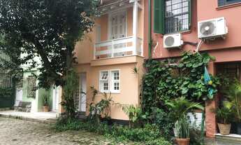 Imagem 2: Casa de Vila / Sobrado Aluguel 165 m2, 4 dorm. 2 suítes, 1 vagas, Quintal Pinheiros, São