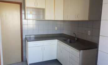 Imagem 4: Centro/oportunidade - Apto. c/ 02 quartos (01 suíte) e demais dependêcias